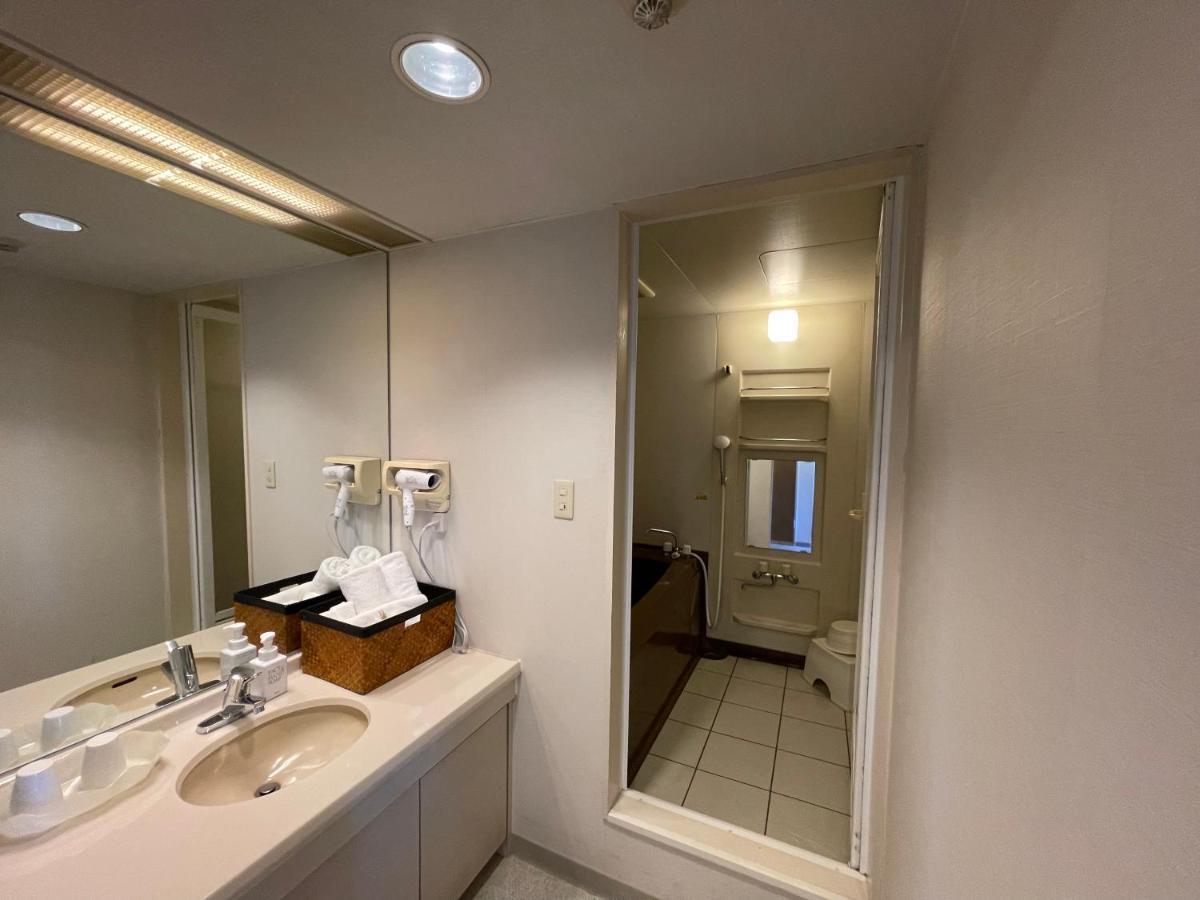 Hotel Sanderson Maebashi Bagian luar foto
